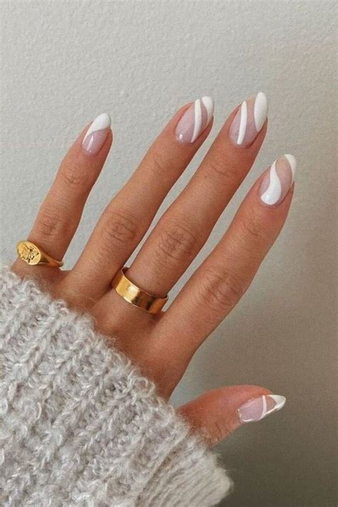 Black french nails: 5 ideas elegantes de la manicura